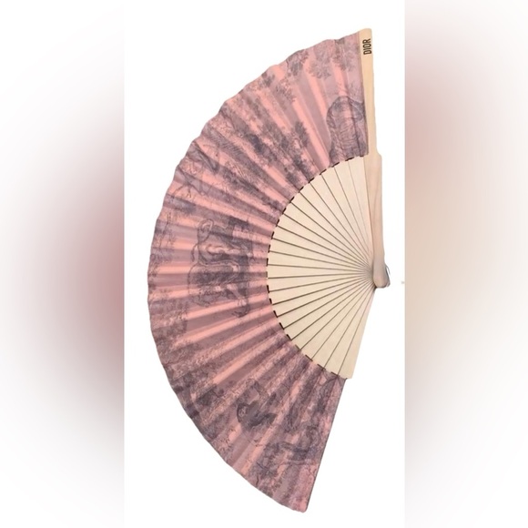 Christian Dior Pink Toile de Jouy Print Folding Fan Wood Handle Luxury Accessory - Picture 2 of 4